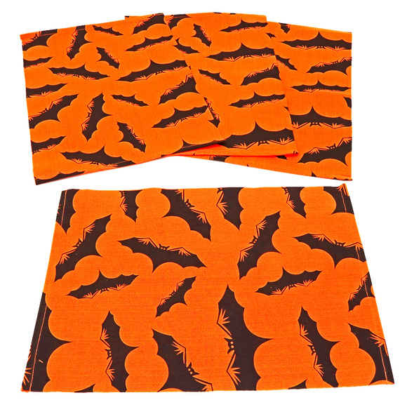 NWT Orange Batty Halloween Placemats Place Mats  Set of 4 - Picture 1 of 1